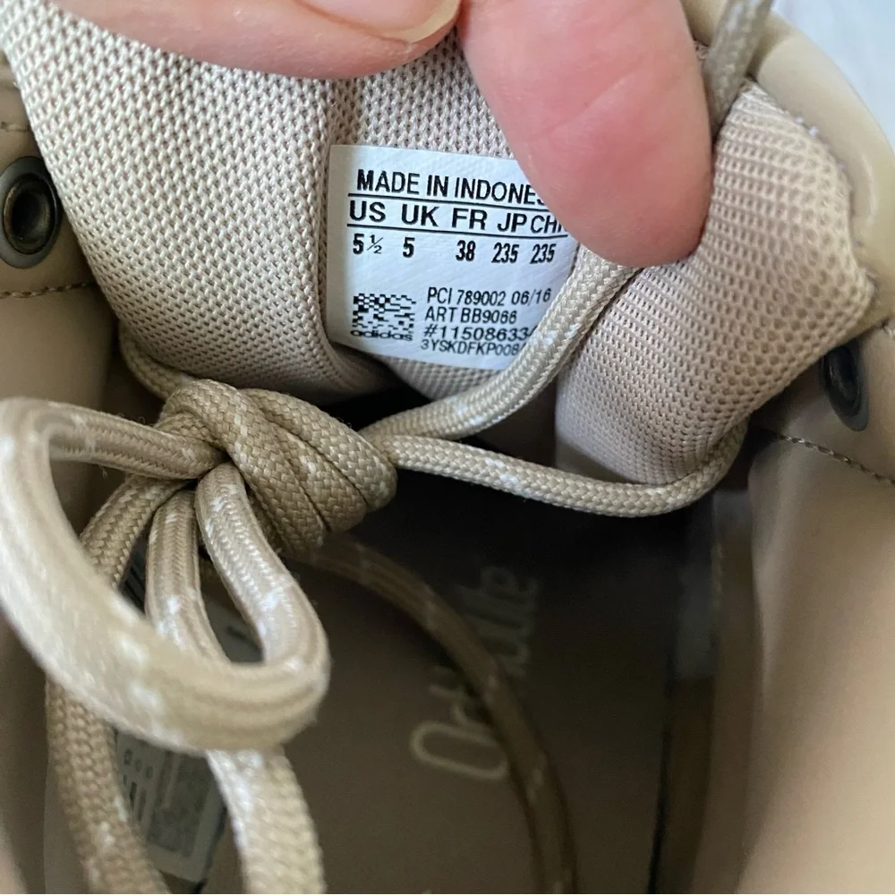 ADIDAS - PRO MODEL SHELL TOES BEIGE SNEAKERS - Picture 3 of 9